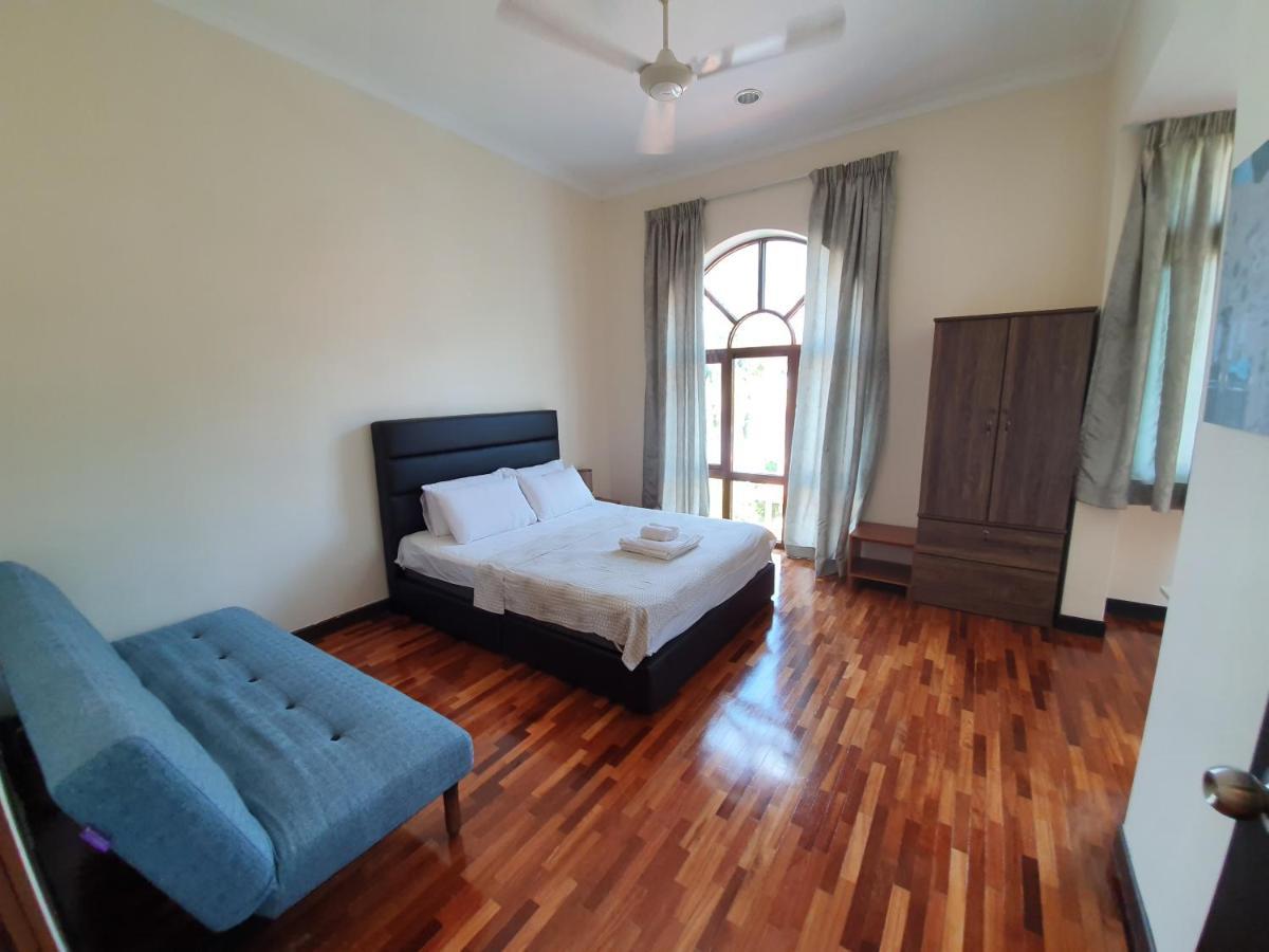 Eden Cosy Living Apartment บาตูเฟอริงกี ภายนอก รูปภาพ