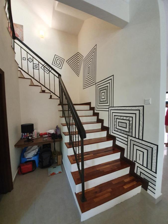 Eden Cosy Living Apartment บาตูเฟอริงกี ภายนอก รูปภาพ