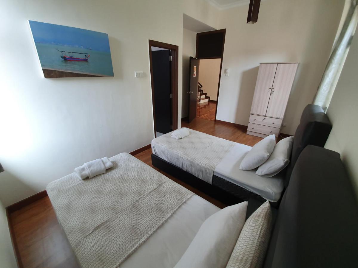 Eden Cosy Living Apartment บาตูเฟอริงกี ภายนอก รูปภาพ